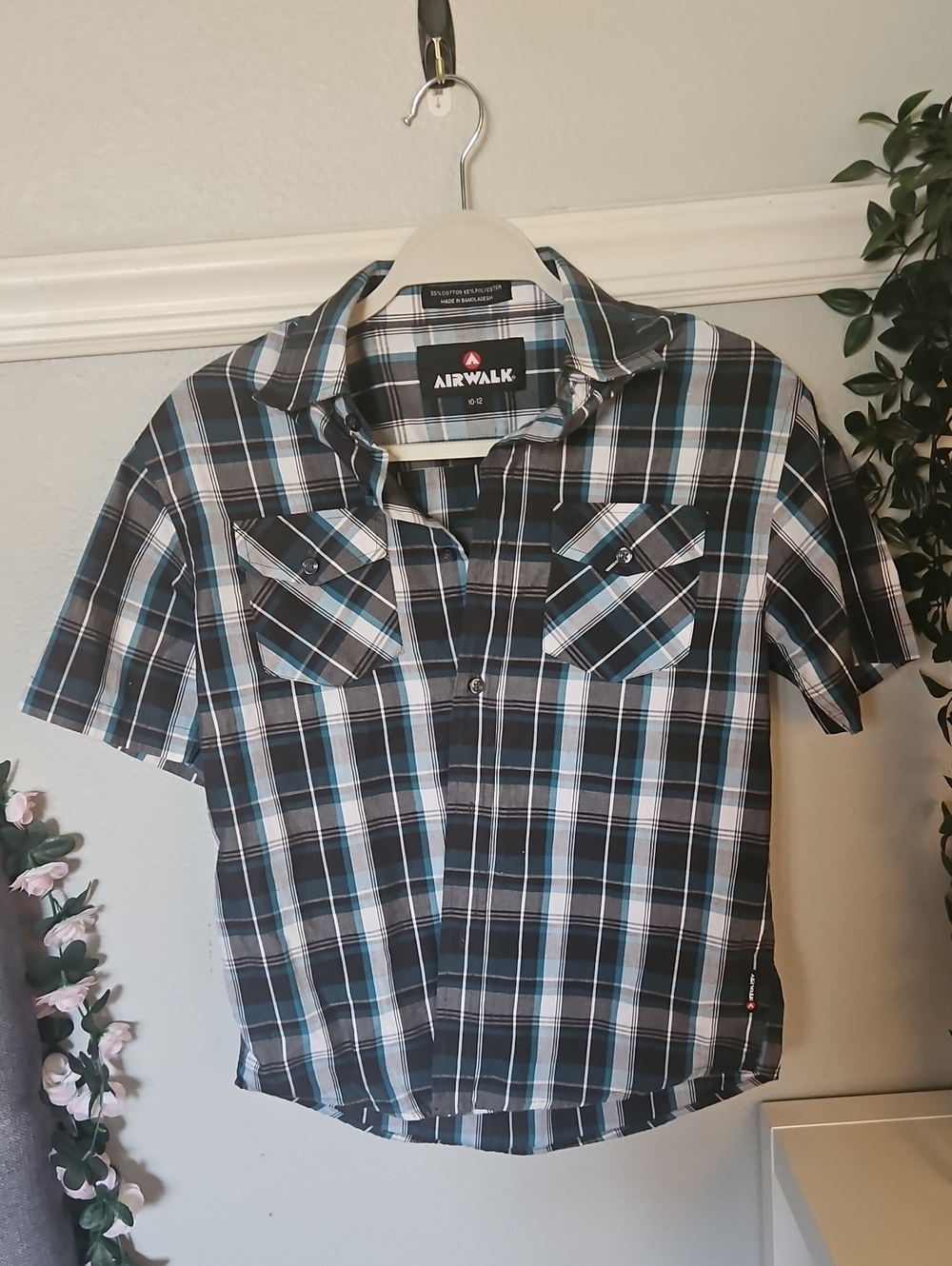 Airwalk Men's Black, Teal and White Plaid Short Sleeve Button-Down Shirt